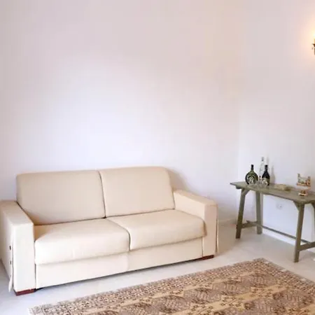 Villa Contrada Fumarola * אוסטוני